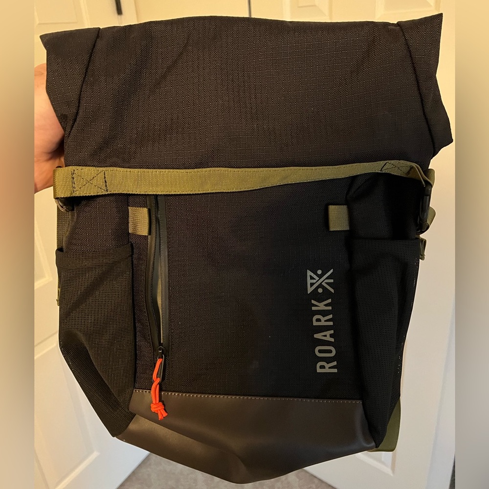 Passenger 27L 2.0 Backpack - Black